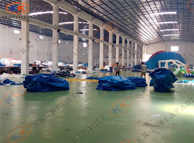 KK Inflatable packing area