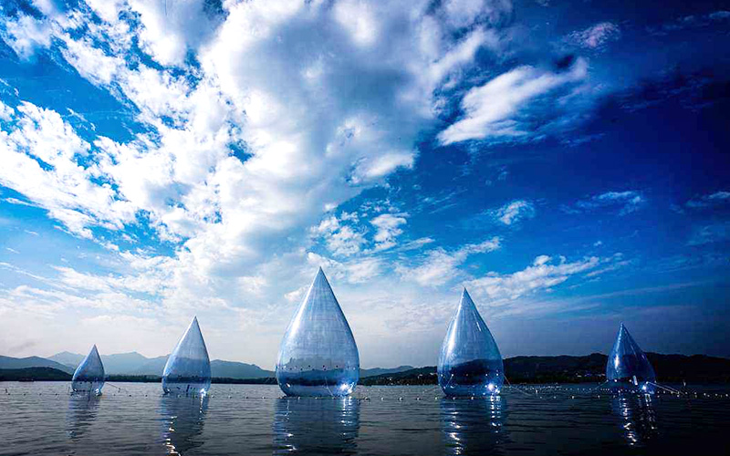 Customized outdoor project inflatables dancing water drops for Simon Ma's solo international tour