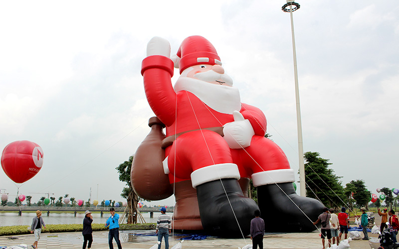 Indonesia Meikarta project inflatable water park