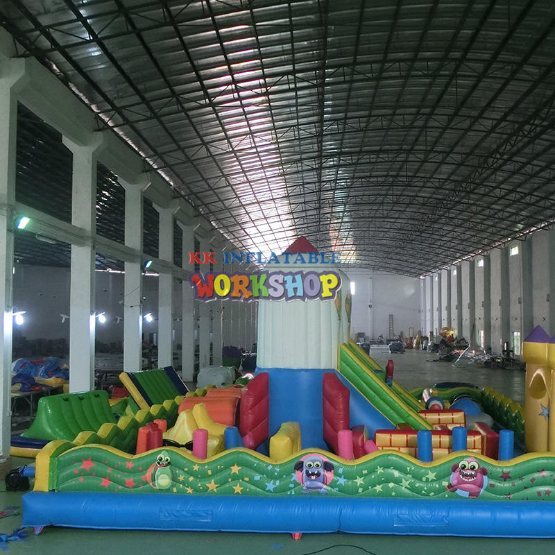 Custom-made kid's favorite castle amusement park inflatable rocket theme jumping trampoline with slide