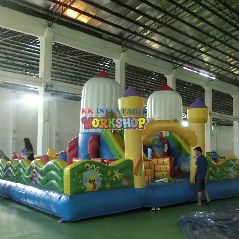 KK INFLATABLE attractive water obstacle course wholesale for children