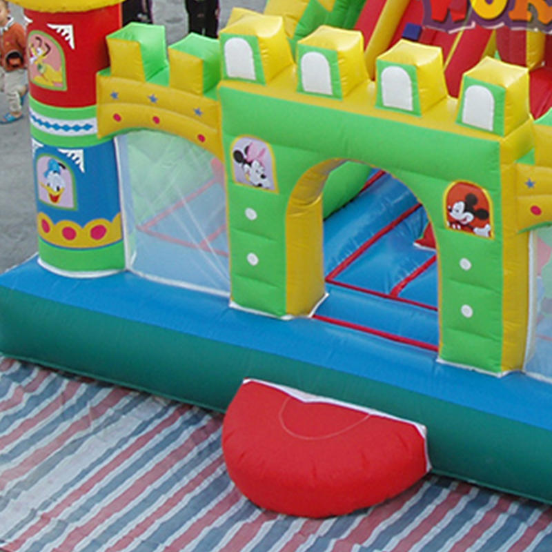 Outdoor or indoor themed inflatable amusement parks , custom inflatable bouncer theme park