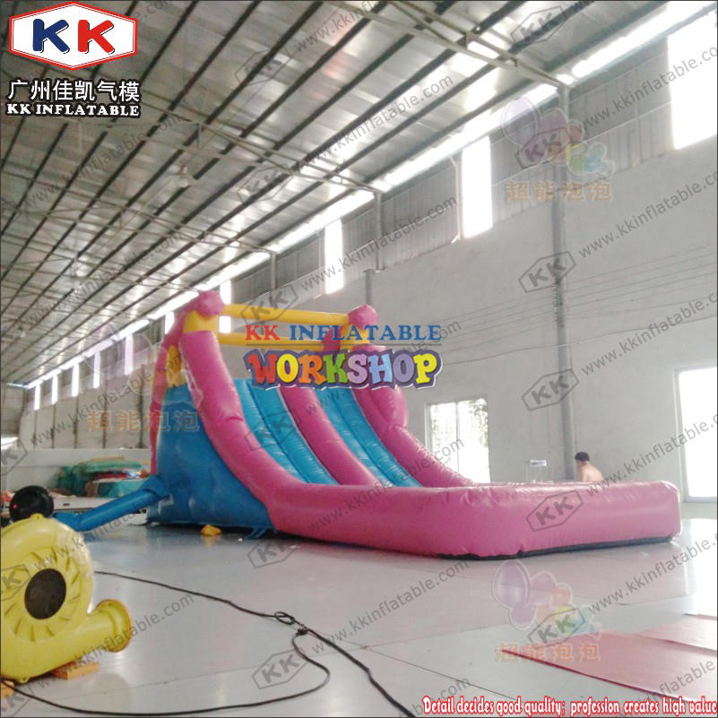Small inflatable children's water slide