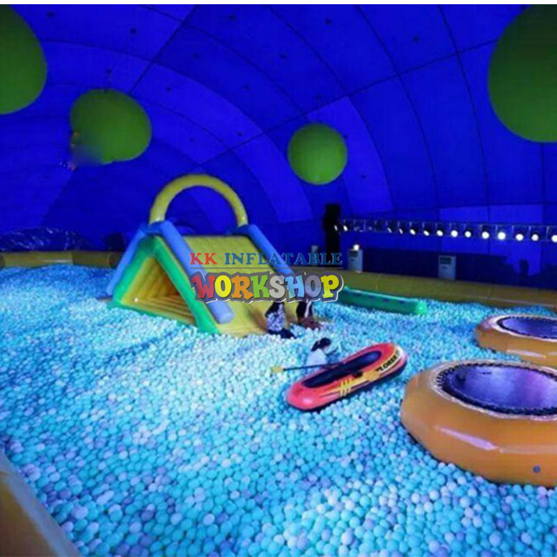 Children's trampoline whale castle