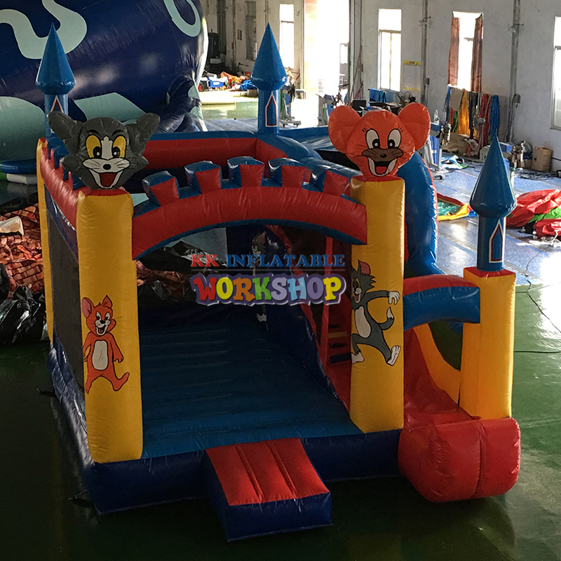 5x5m small inflatable bouncer slide