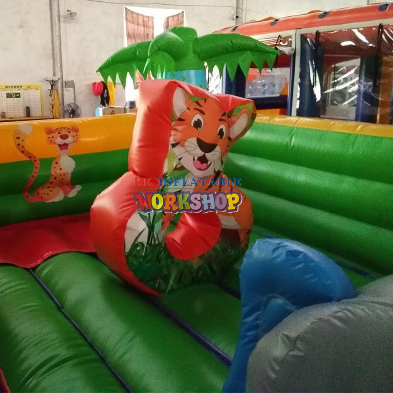 Wonderful Animal Theme Inflatable Bouncy Castle / Safari Bouncer Castle For Kids