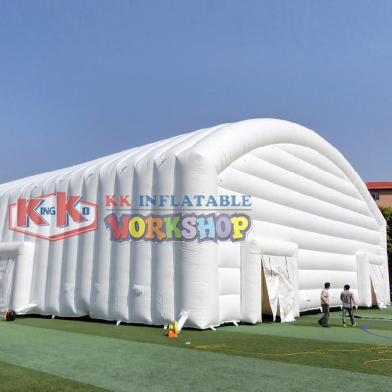 Giant outdoor white inflatable tent