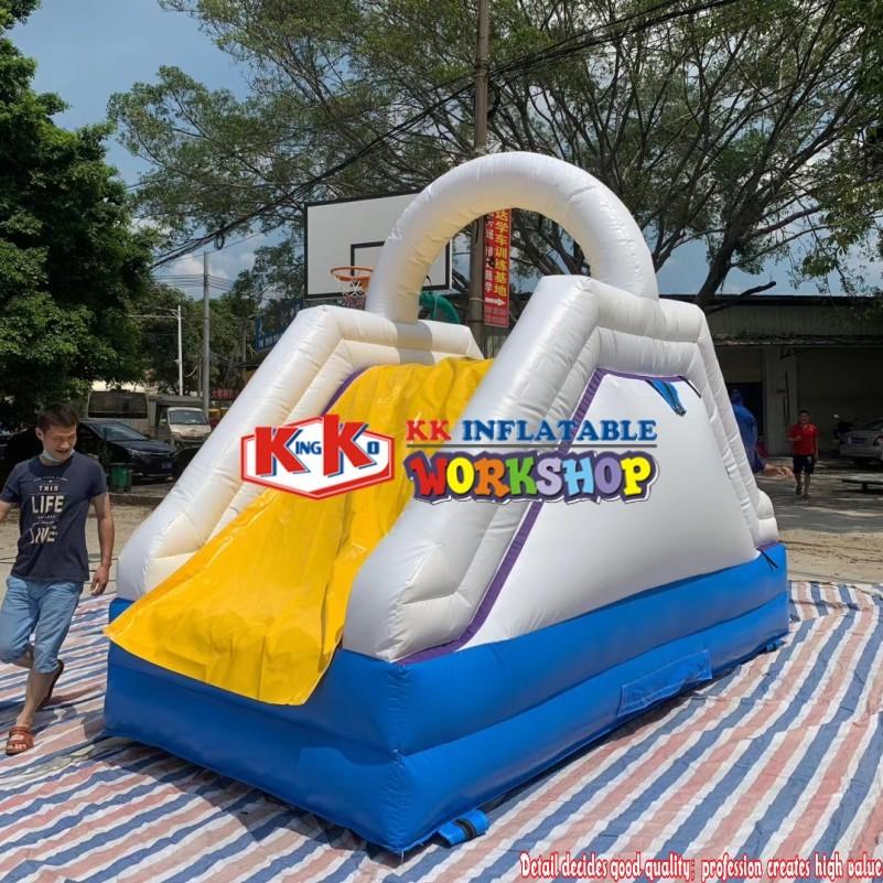 KK Inflatables home garden small carnival inflatable water splash slide with water ballpits pool