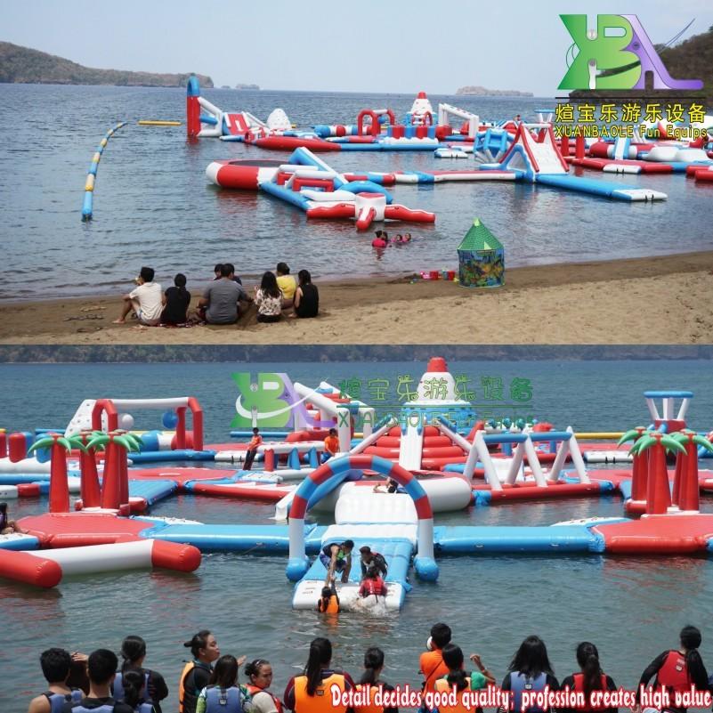 EN17 Largest Indoor Outdoor Island Inflatable Water Park For Family , Beach Waterpark Floating Obstacle