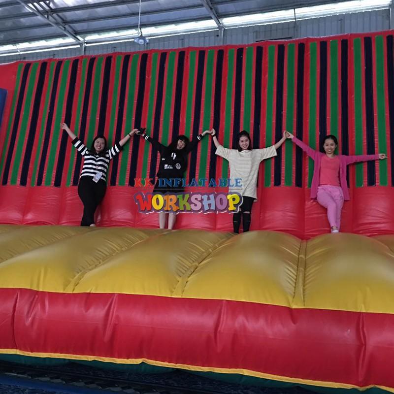 KK INFLATABLE trampoline kids climbing wall manufacturer for paradise-2